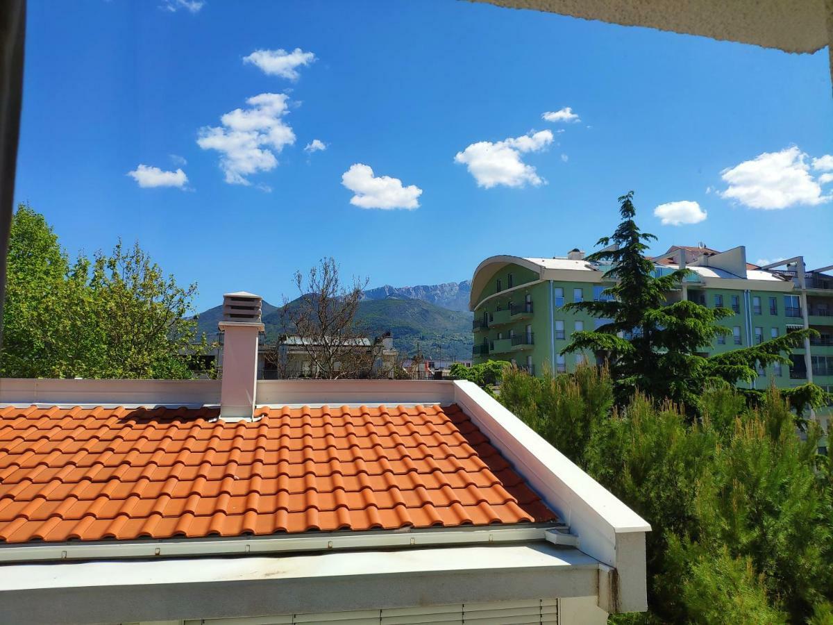 Apartman La Siesta Bar Bagian luar foto