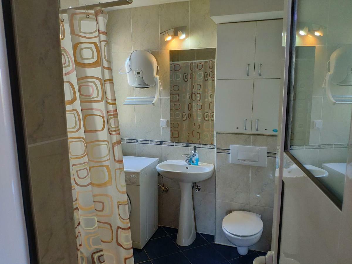 Apartman La Siesta Bar Bagian luar foto