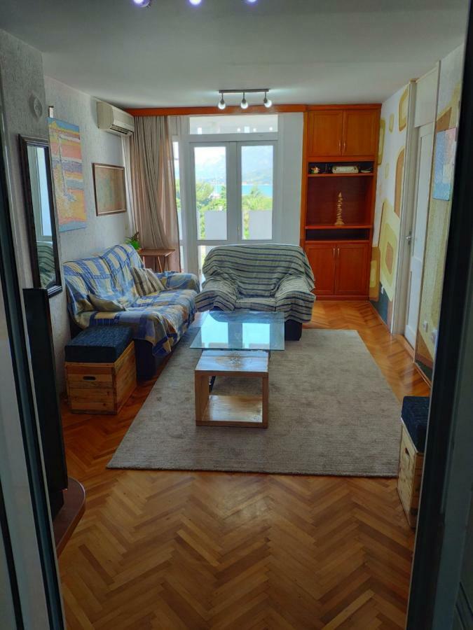 Apartman La Siesta Bar Bagian luar foto